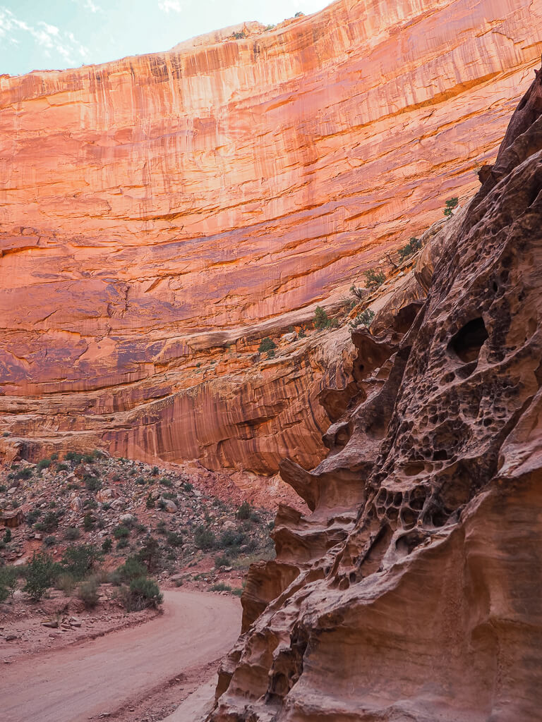 High canyon walls on the Grand Wash Road