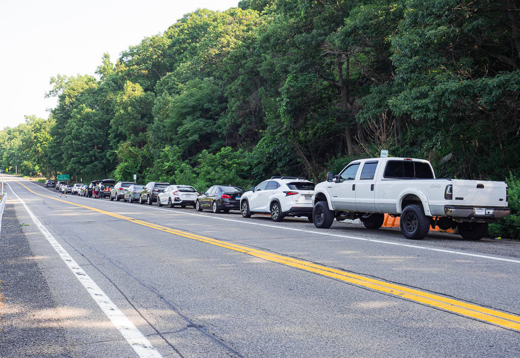 When hiking Breakneck Ridge expect full parking lots