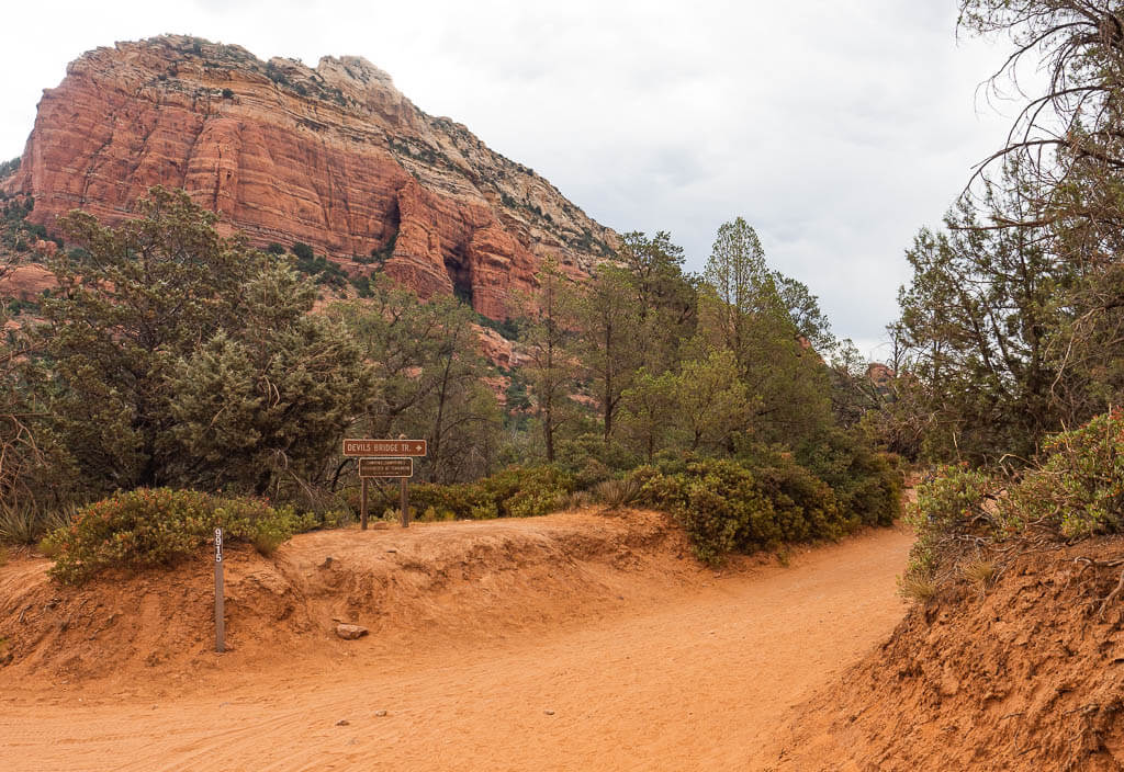 Turn right on the dirt path to get to Devils Bridge Sedona
