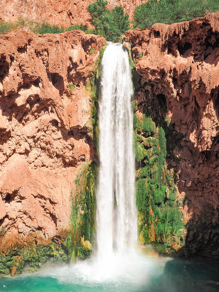 Gorgeous Mooney Falls dropping down the cliff