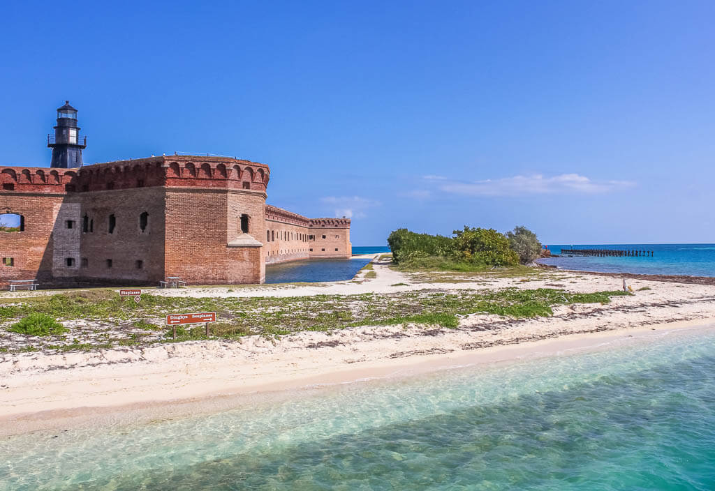 Crystal clear waters on Dry Tortugas National Park in the east