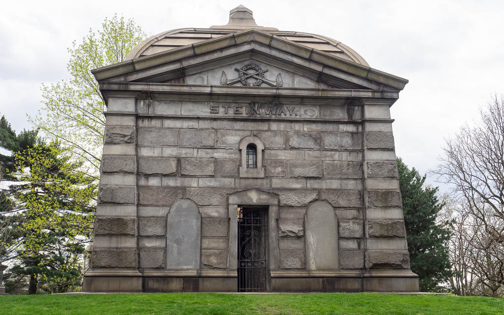 Steinway memorial on the Green-Wood Cemetery