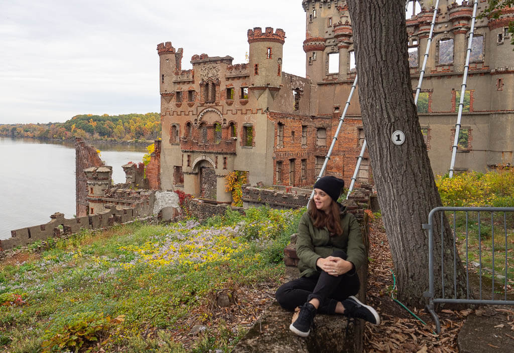 Dana sitting in front of Bannerman castle