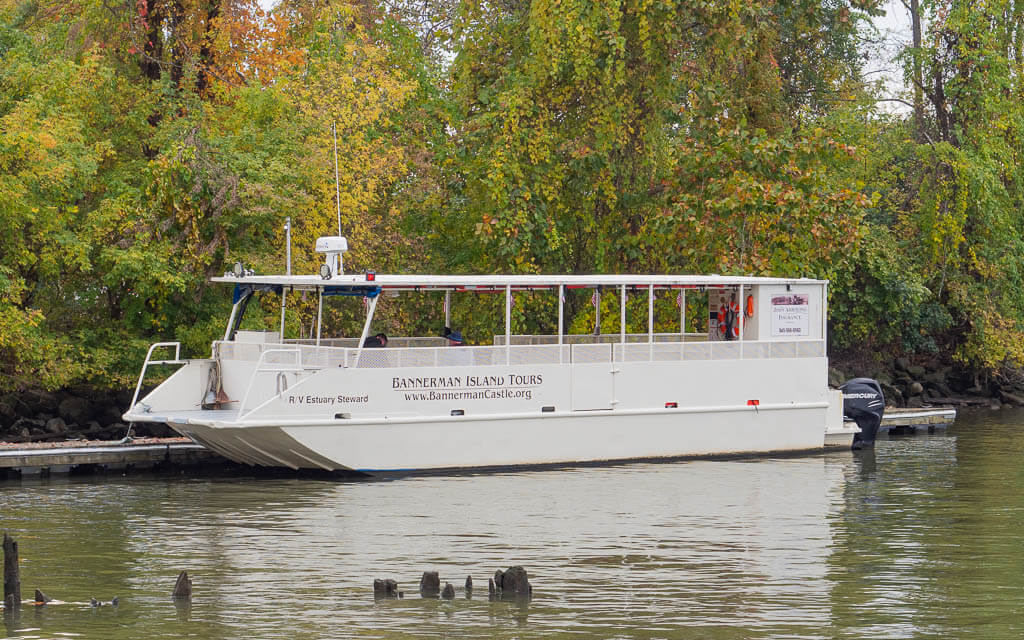 Bannerman Castle Tour boat